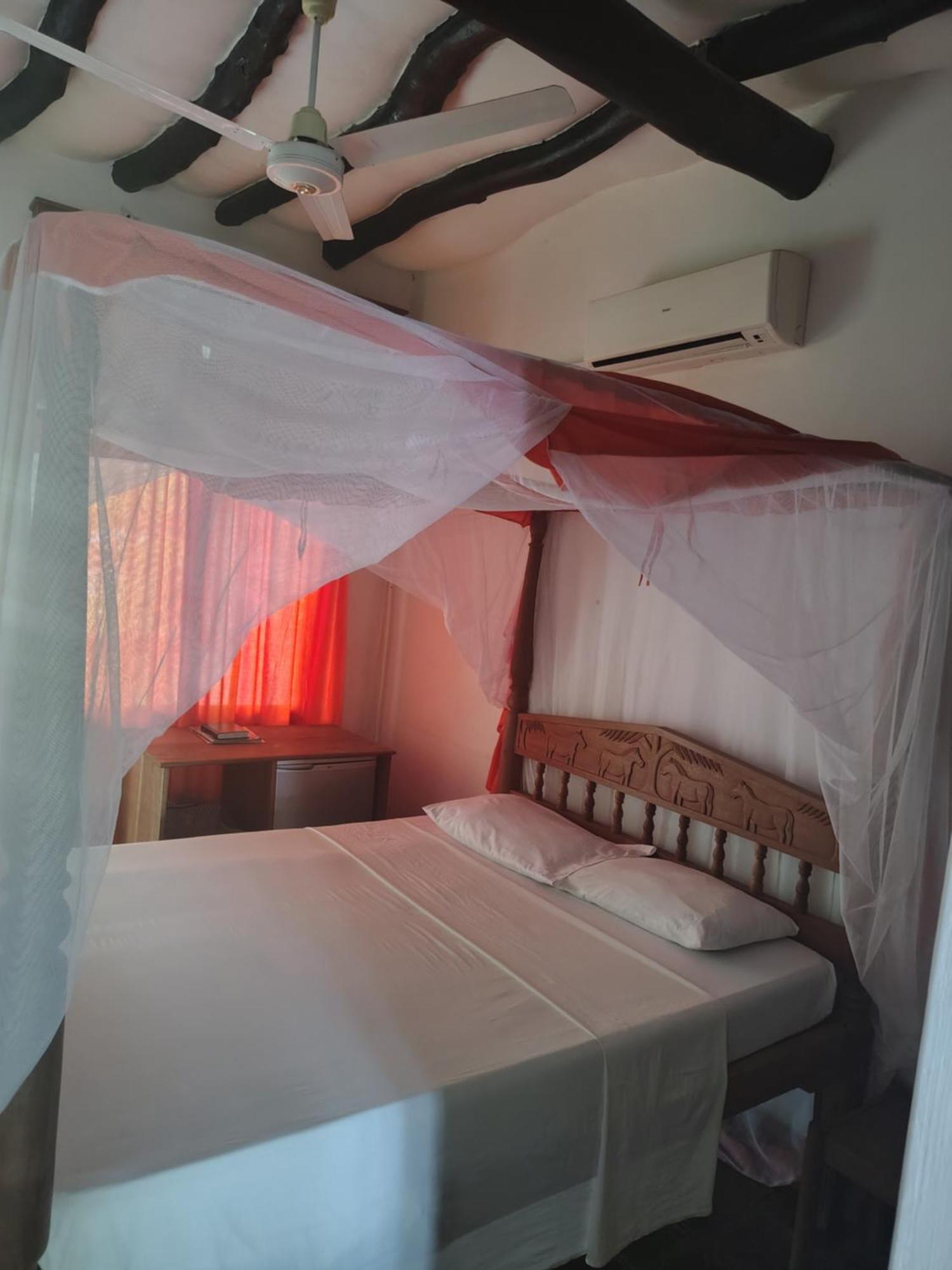 Mangro Hotel เดียนีบีช ภายนอก รูปภาพ